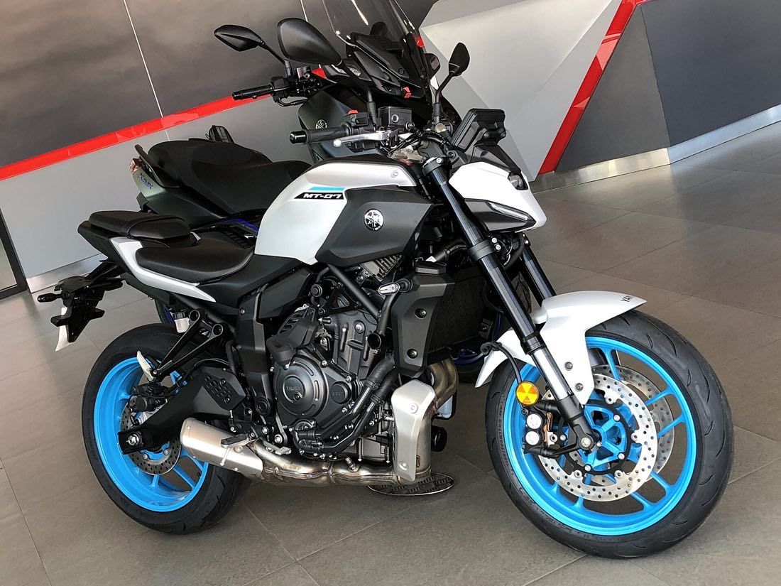 Yamaha MT-07 ABS, Profil gauche