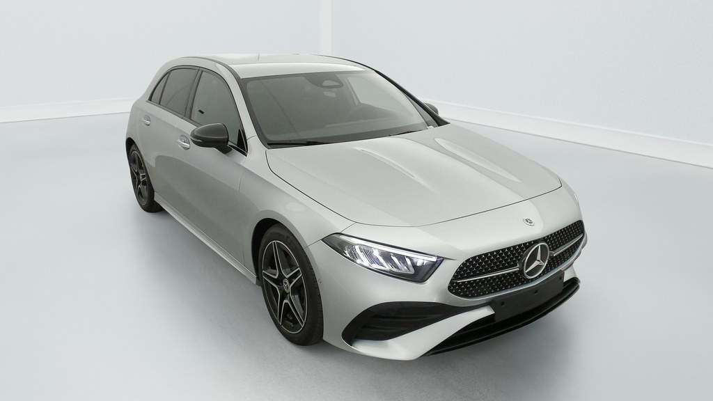 Mercedes-Benz Classe A 200 d 8G-DCT AMG Line neuve, Argent High-Tech Métallisé
